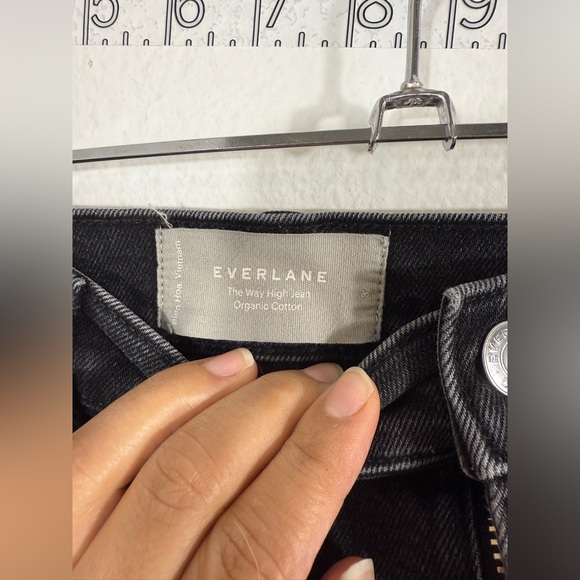 Everlane Black Ankle Jeans - Picture 4 of 4